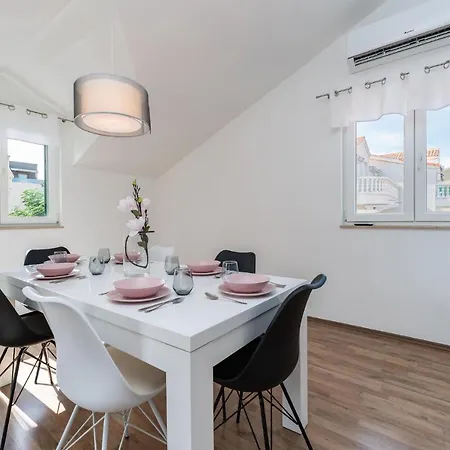 Apartamento Nice In With Kitchen Vodice