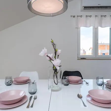 Apartamento Nice In With Kitchen Vodice