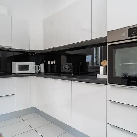 Nice In With Kitchen