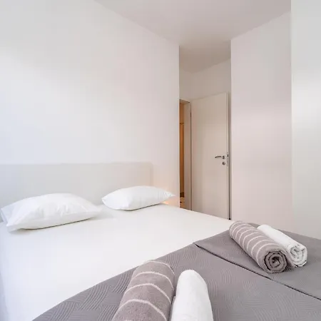 Apartamento Nice In With Kitchen *
